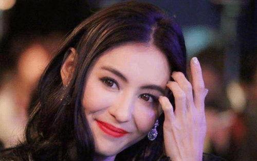 名星最新爆料大全图片视频,名星动态大盘点，图片视频同步呈现  第2张